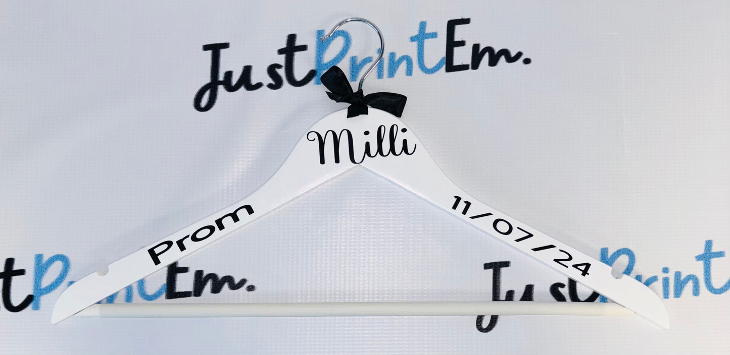 Prom - Wooden Hanger 1pc